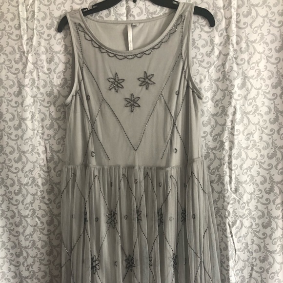 Lauren Conrad beaded sleeveless shift dress - Picture 1 of 3